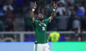 ¿Julián Quiñones a la Premier League? Esto sabemos