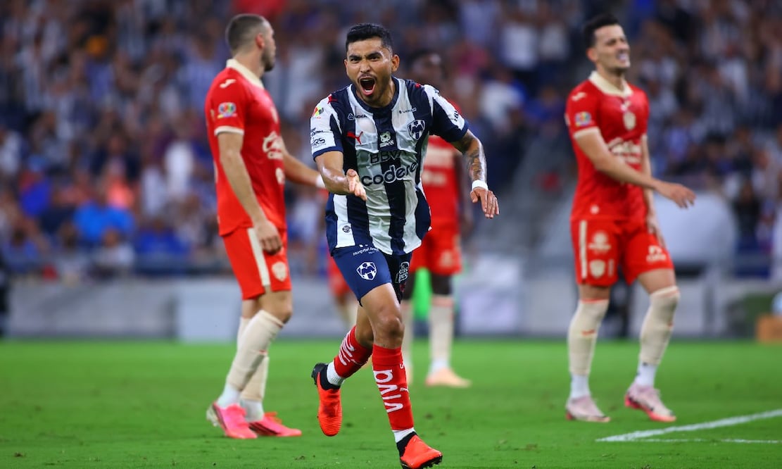 Orbelín Pineda marca con Rayados Foto: Imago7