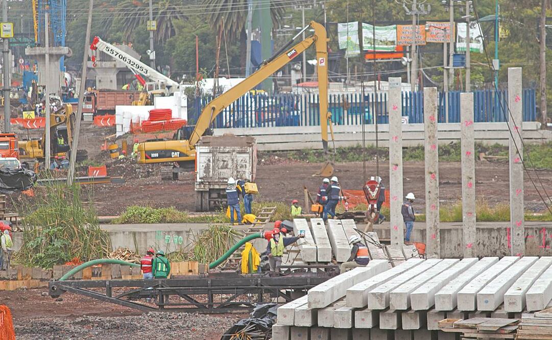 El puente vehicular en Cuemanco cumple con toda la normatividad, aseguró la jefa de Gobierno, Claudia Sheinbaum. Foto: ARCHIVO EL UNIVERSAL