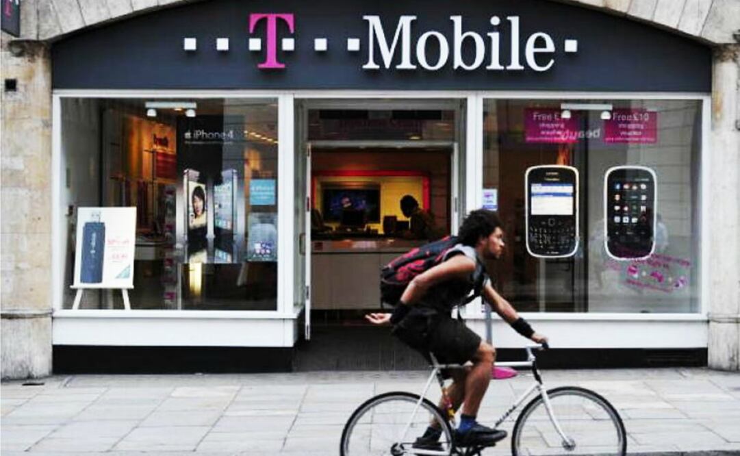 T-Mobile US Inc. y otras empresas de telefonía móvil ya operan en Canadá y México, pero muchas veces cobran tarifas de excesivas de roaming