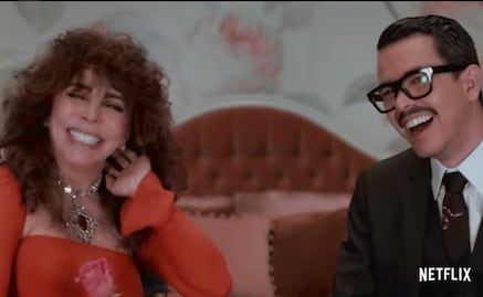 Manolo Caro frente a Verónica Castro en "La casa de las flores"