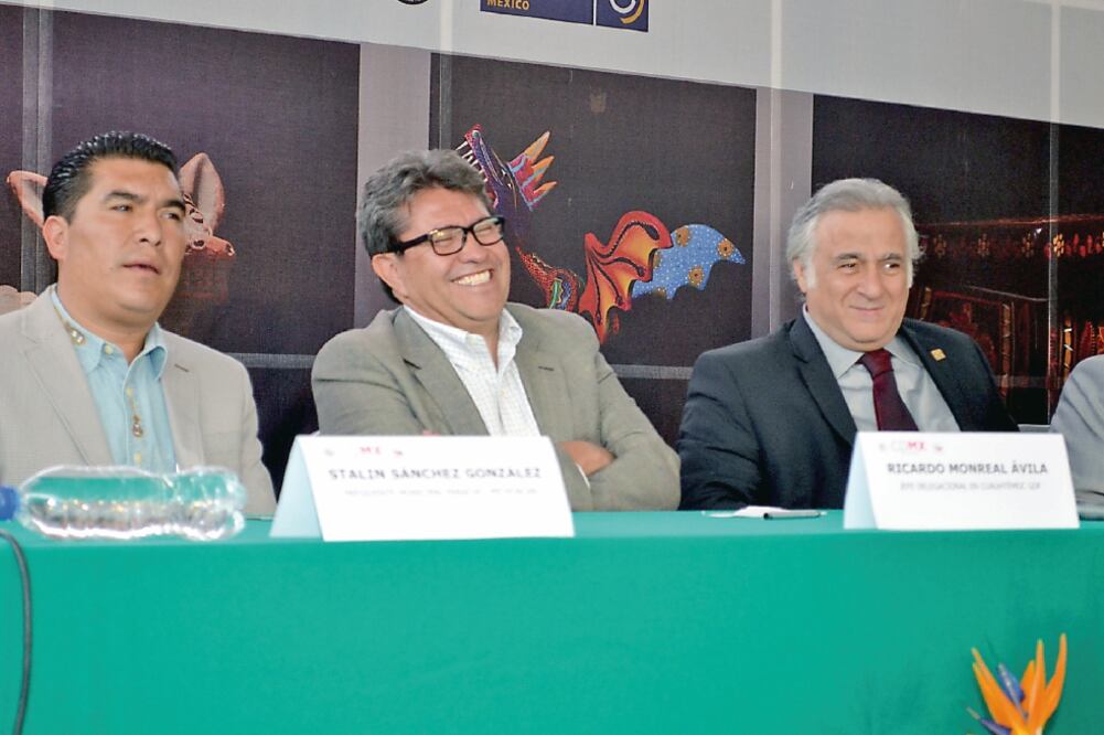 En el festejo de los 50 años de La Ciudadela, Monreal pidió a los comerciantes trabajar juntos para recuperar el espacio (ESPECIAL)