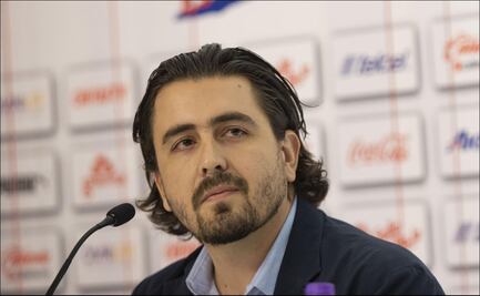 Afición de Chivas explota con Amaury Vergara