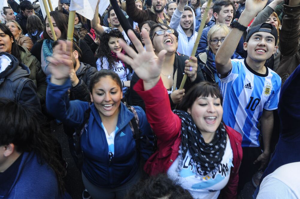 Tribunal frena aumento a tarifas de gas en Argentina