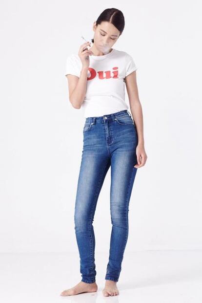 Eiza González arrasa con playera feminista en Instagram