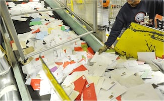 Fiscales y gobernador de Pensilvania demandan al Servicio Postal de EU por regla sobre el voto por correo; "es una catástrofe", dicen