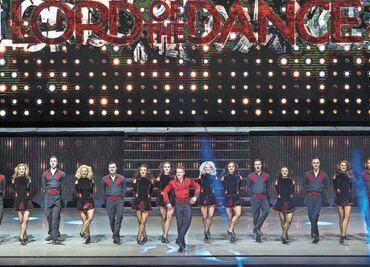 México se rinde ante los pasos de Luis Sánchez