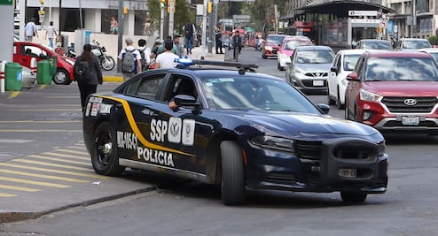 Bajo resguardo, policías acusados de violar a menor