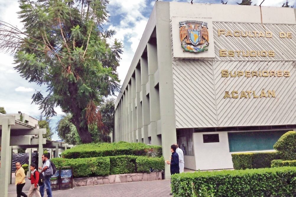 Cerca de la Facultad de Estudios Superiores Acatlán una profesora de la Sección de Economía fue baleada al salir de un estacionamiento. (ARCHIVO EL UNIVERSAL)