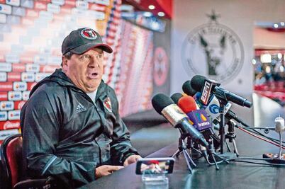 Herrera sigue guerra verbal con “Tuca”