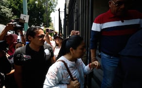 Ingresa una comisión del magisterio a la Secretaría de Gobernación para establecer un diálogo con autoridades federales. FOTO: DIEGO SIMÓN SÁNCHEZ