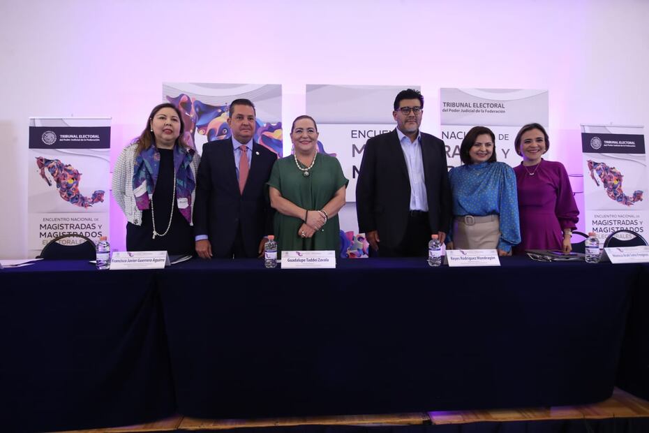 Encuentro Nacional de Magistradas y Magistrados Electorales 2023. Foto X INE México (@INEMexico)
