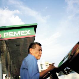 Van otros 5 mil mdd a Pemex; calificadoras no se inmutan