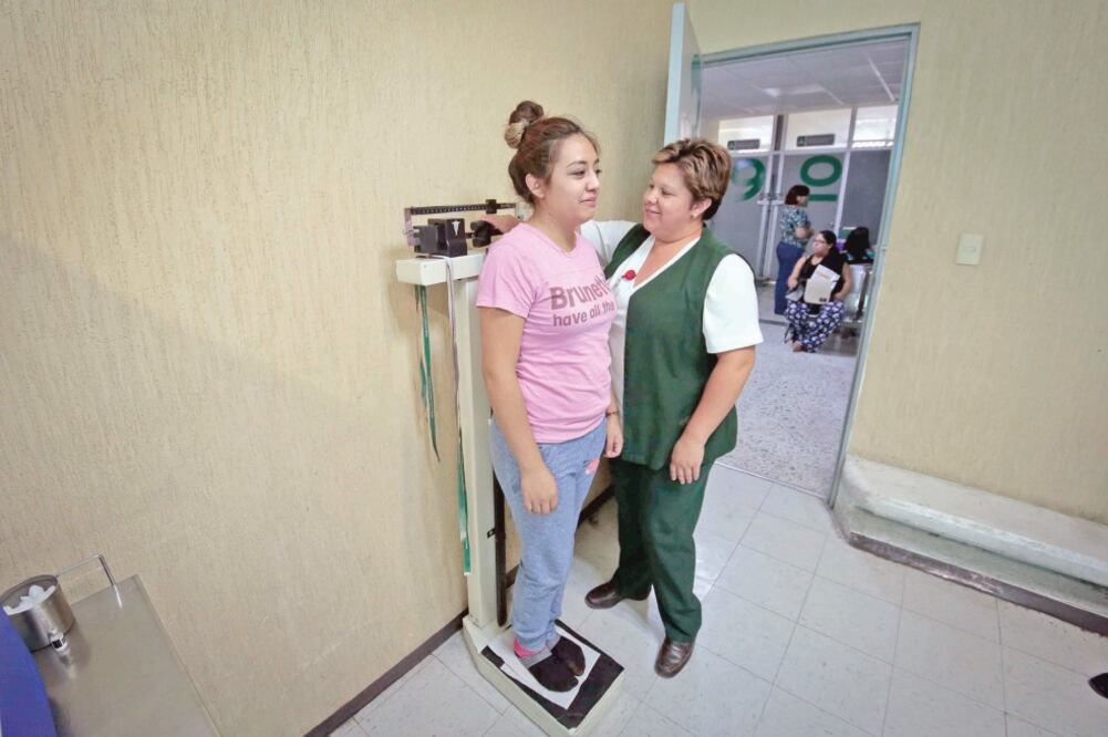 Controlar el peso, comer sanamente y realizar ejercicio ayudan a la prevención de la prediabetes, señaló la Ssa. (ARCHIVO EL UNIVERSAL)