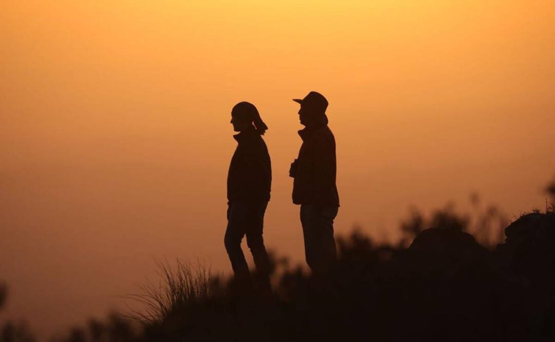 Juan Vargas y Catalina Porras en la sierra de San Pedro Mártir, en Baja California. Foto: Cortesía: Diego Macías