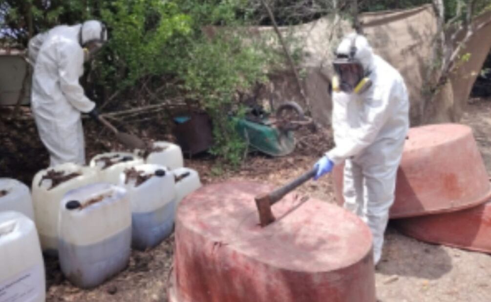 Los elementos del ejército, en un recorrido por el poblado Doroteo Aragón, localizaron un laboratorio clandestino para procesar drogas. Foto: Especial