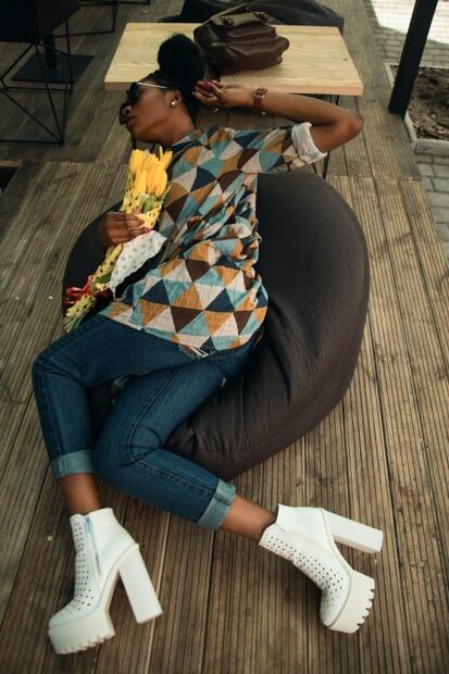 Tips para usar zapatos blancos como una experta en moda 