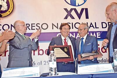 José Narro reconoce avances en salud infantil