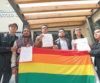 Celebran progreso de unión igualitaria