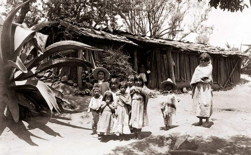 Como conclusión eugenésica, Ángel Brioso Vasconcelos propuso “evitar que mujeres embarazadas asistan a espectáculos salvajes como corridas de toros y similares, para evitarse determinado estado emocional”. Foto: Wikimedia Commons