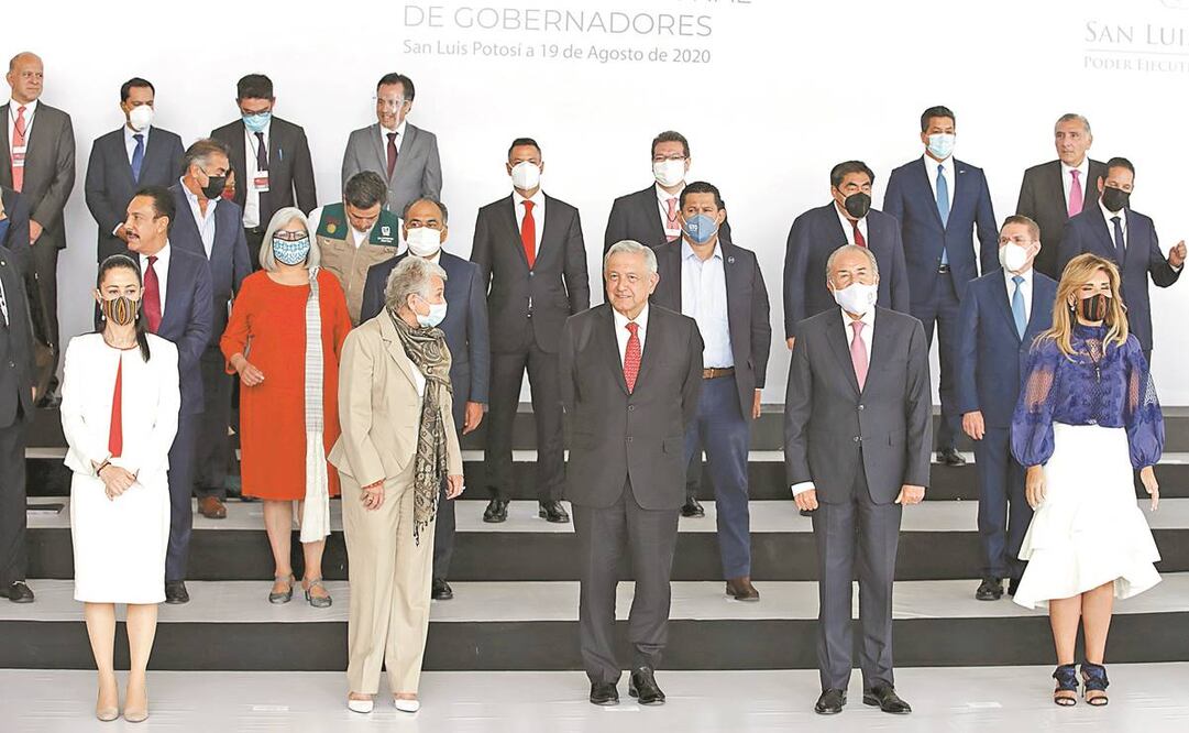 La Conferencia Nacional de Gobernadores (Conago) sostuvo una reunión con el presidente Andrés Manuel López Obrador y representantes del gobierno federal, como Olga Sánchez Cordero (segunda de izq. a der.), titular de Segob. Foto: PRESIDENCIA