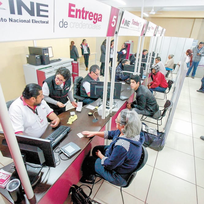 Entre los nombramientos en concurso en el INE están 32 vocales ejecutivos de Junta Distrital Ejecutiva y 43 secretarios. ARCHIVO EL UNIVERSAL