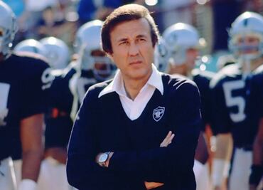 Tom Flores, el mexicano con cuatro Super Bowls y sin Salón de la Fama