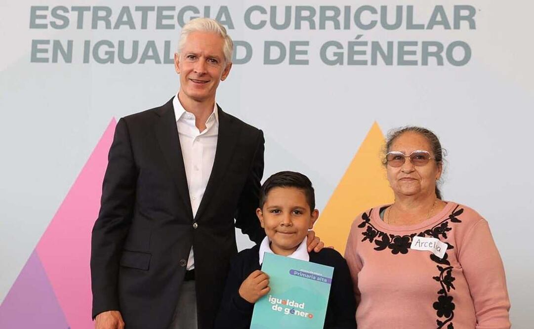 Del Mazo dijo que se harán cambios en los modelos de aprendizaje y determinarán que se debe impulsar el pensamiento crítico o el aprendizaje por proyectos.Foto: Especial