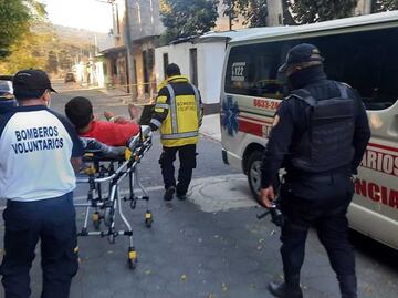 “Mi hijo sólo salió a asaltar, como siempre, y me lo mataron”: madre llora muerte de su hijo en Guatemala