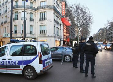 Francia prolonga tres meses estado de excepción