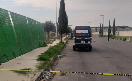 Hallan cuerpo desollado en estacionamineto de plaza comercial en Valle de Chalco