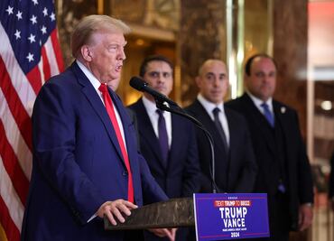 Hackers iraníes enviaron a los demócratas datos robados de la campaña de Trump, según FBI