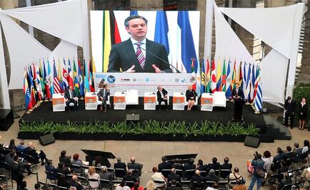 Reforma educativa, íntimamente ligada a democracia: Nuño