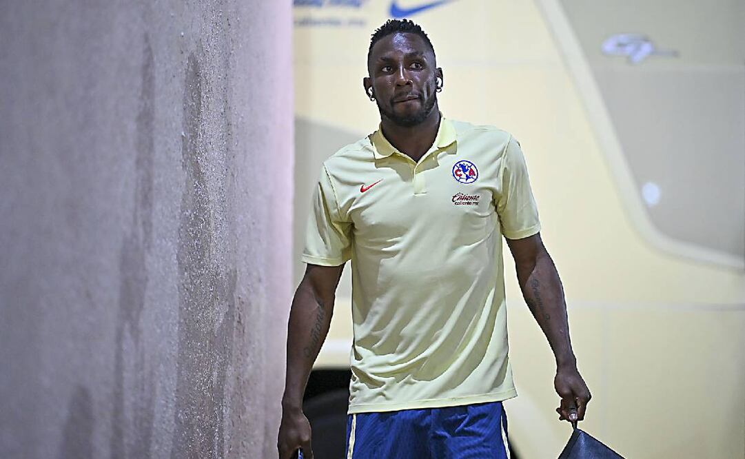 Julián Quiñones no fue titular en el juego entre América vs Pachuca. Foto: Imago7