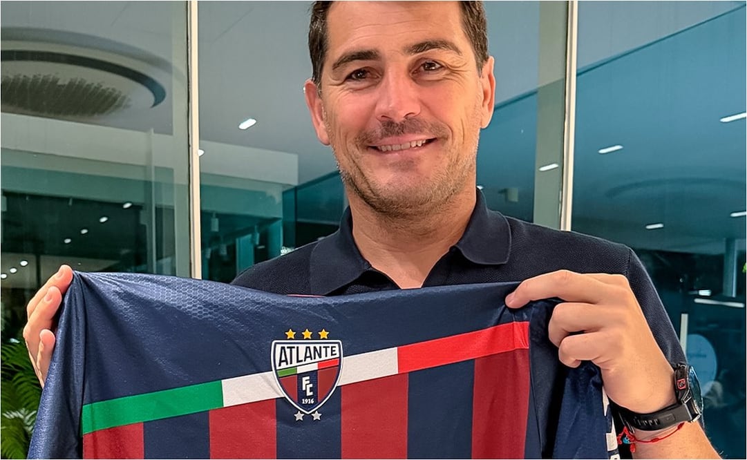 FOTO: Iker Casillas se suma al Atlante en su regreso a la Liga MX y luce sus colores - @Atlante