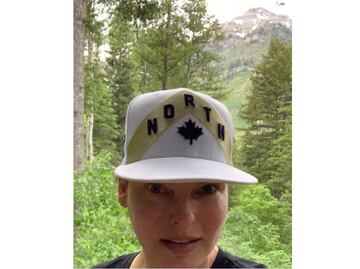 "Fui brutalmente desfigurada": Linda Evangelista revela por qué desapareció del ojo público