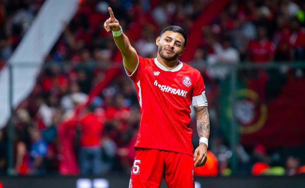 Alexis Vega con Toluca - Foto: Imago7
