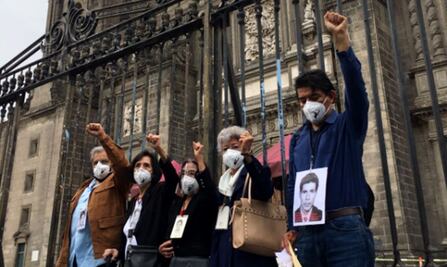 AMLO se reúne con sobrevivientes del “Halconazo” y víctimas de la guerra sucia