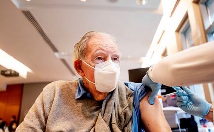 Vacuna contra Covid-19, ¿segura para mayores de 80 años?