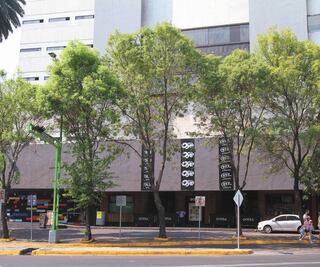 Vecinos se amparan contra demolición del Plaza Condesa