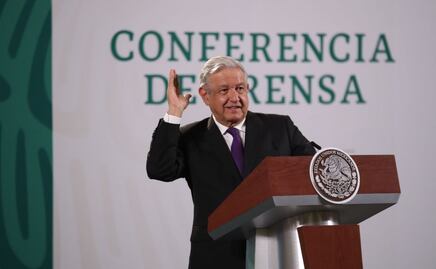 "¿A quién le conviene descalificar al gobernador electo de NL?": AMLO sobre multa del INE a Samuel García