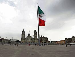 Revisión del T-MEC ya impacta en economía de México y demora inversiones, advierte Moody’s
