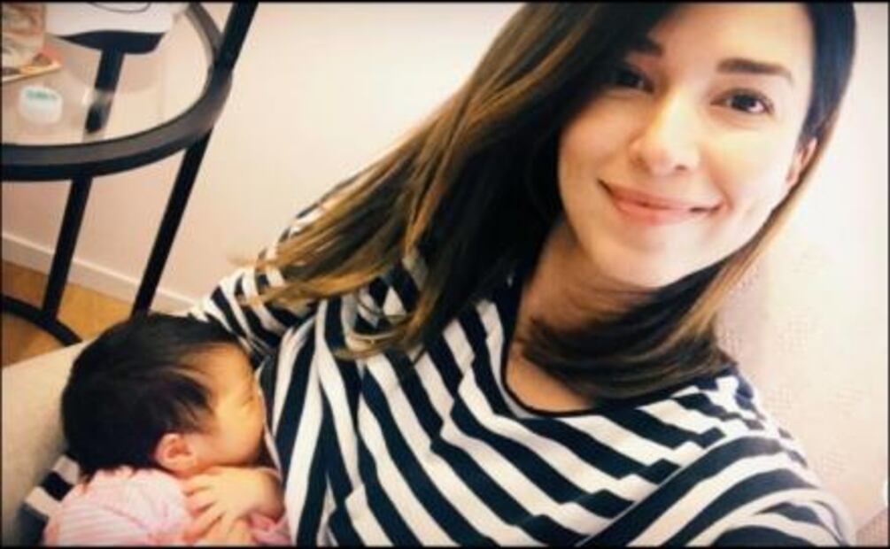 Laura G amamanta a su hija y lo muestra en Instagram