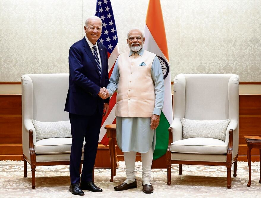El mandatario Joe Biden, con el premier de India, Narendra Modi. Foto: EFE