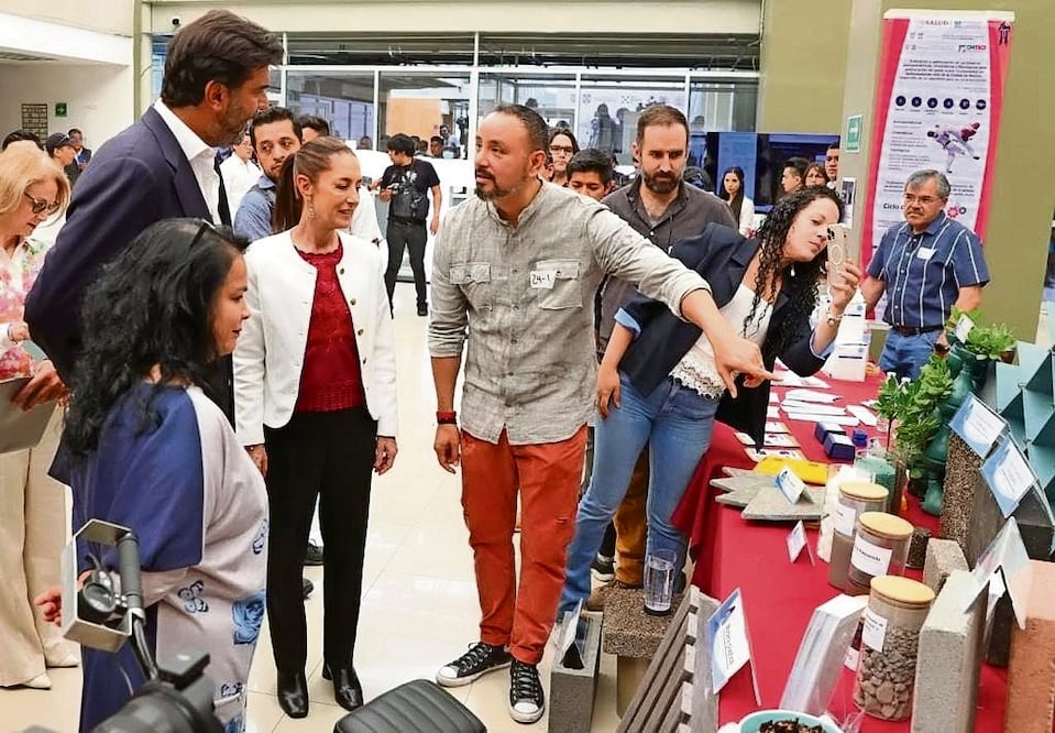 El Gobierno de la CDMX arrancó con el IDEATHON de Transición Energética, taller que reúne a más de 150 jóvenes y científicos.