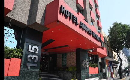 Vinculan a proceso a tres mujeres por secuestro de médicos en hotel