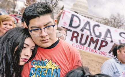 Corte de apelación de EU falla a favor de mantener programa DACA