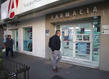 Farmacias del Ahorro en CDMX aún no cuentan con la vacuna Pfizer contra Covid-19; desconocen cuándo iniciará su aplicación