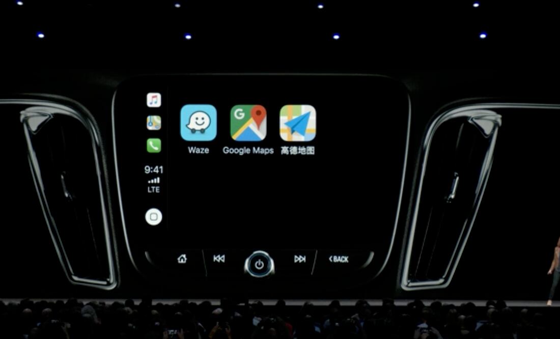 Apple CarPlay será compatible con Waze y Google Maps