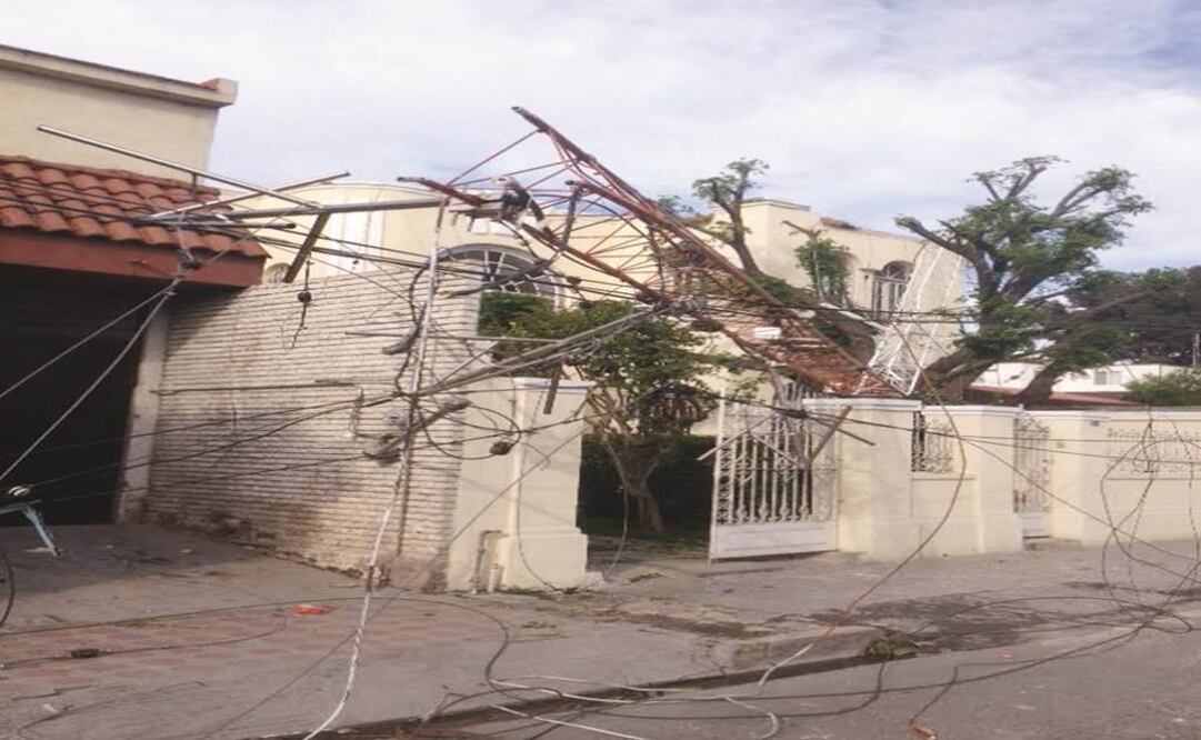 Protección Civil informó que atendieron 131 reportes ciudadanos, cuatro por incendio a casa, tres derrumbes y dos fugas de gas.